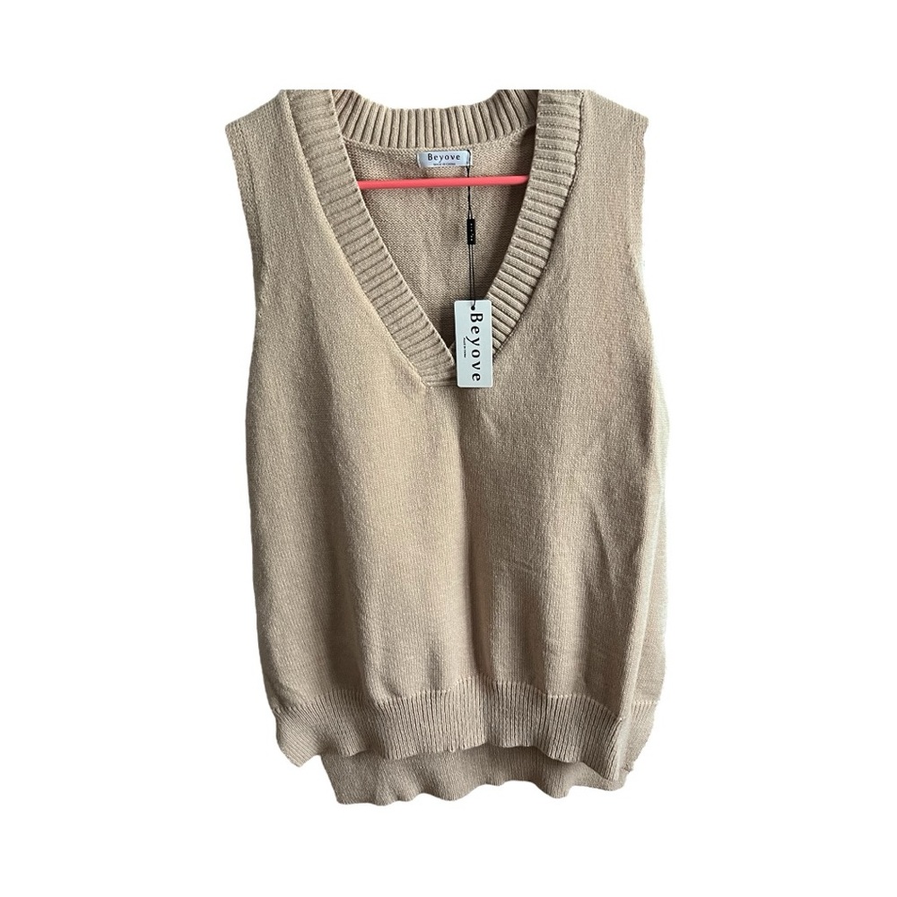 NWT Beyove women’s vest